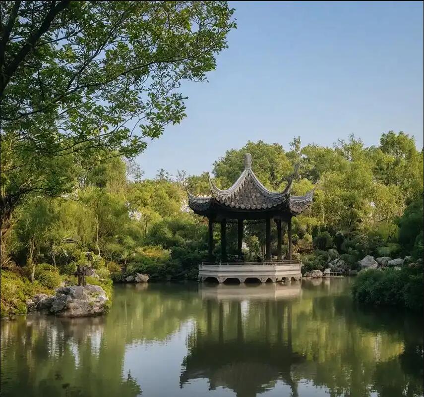 呈贡县雨珍建筑有限公司